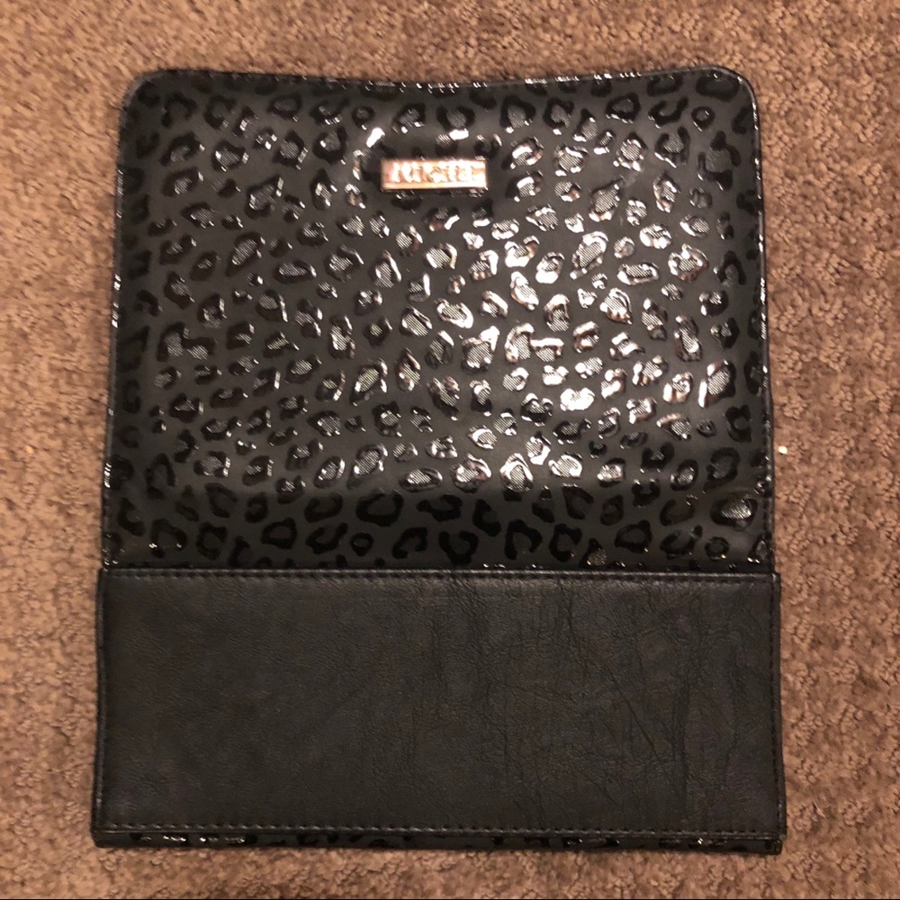 Black Miche petite shell Mikah animal print